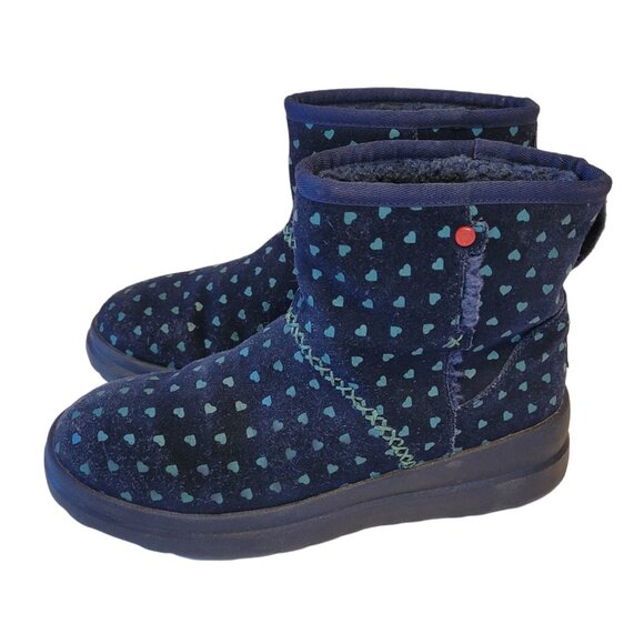 UGG Heart Print Suede Short Boots - Picture 2 of 9